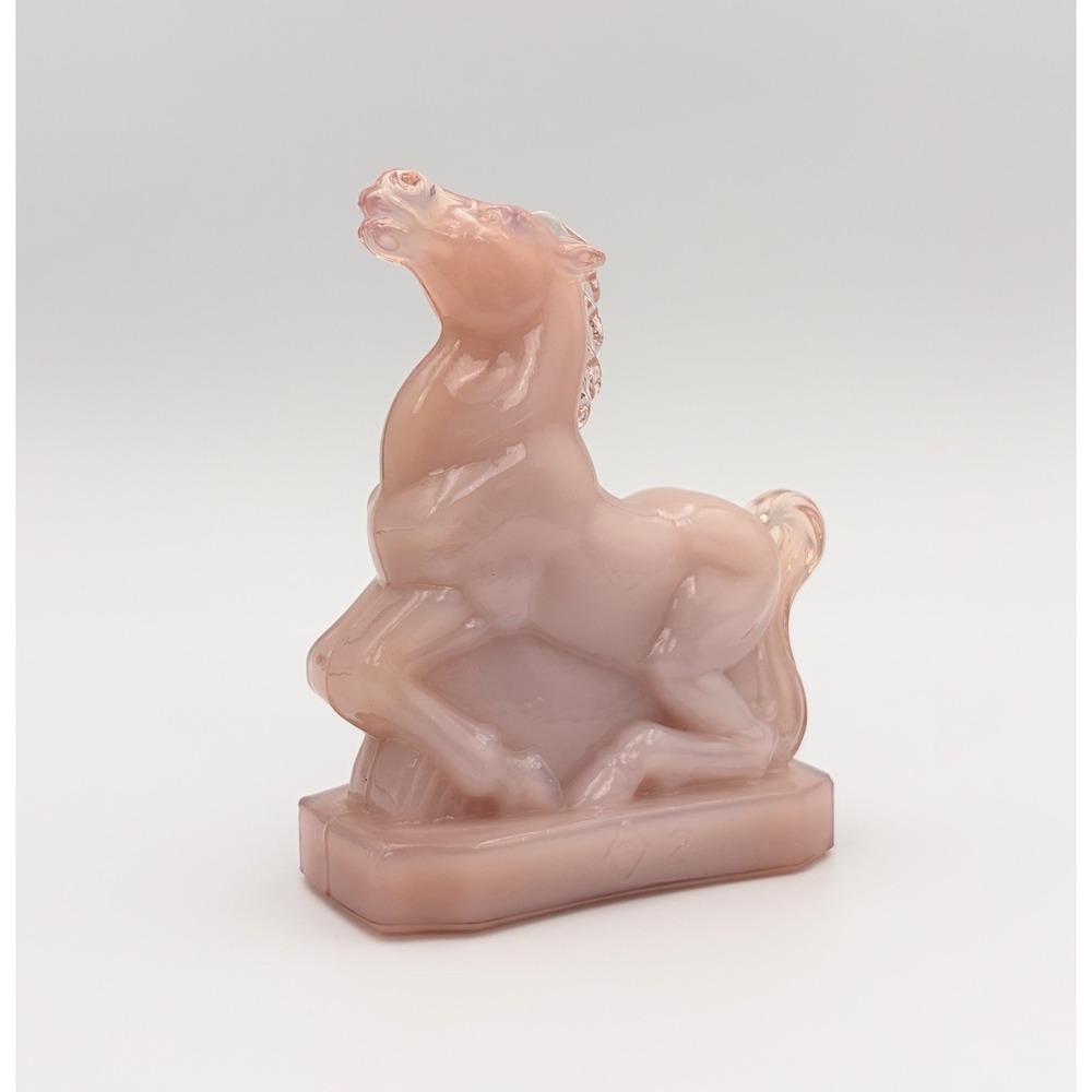 Vintage Boyd Glass Joey the Horse Figurine Crown Tuscan Pink Slag Paperweight 4"